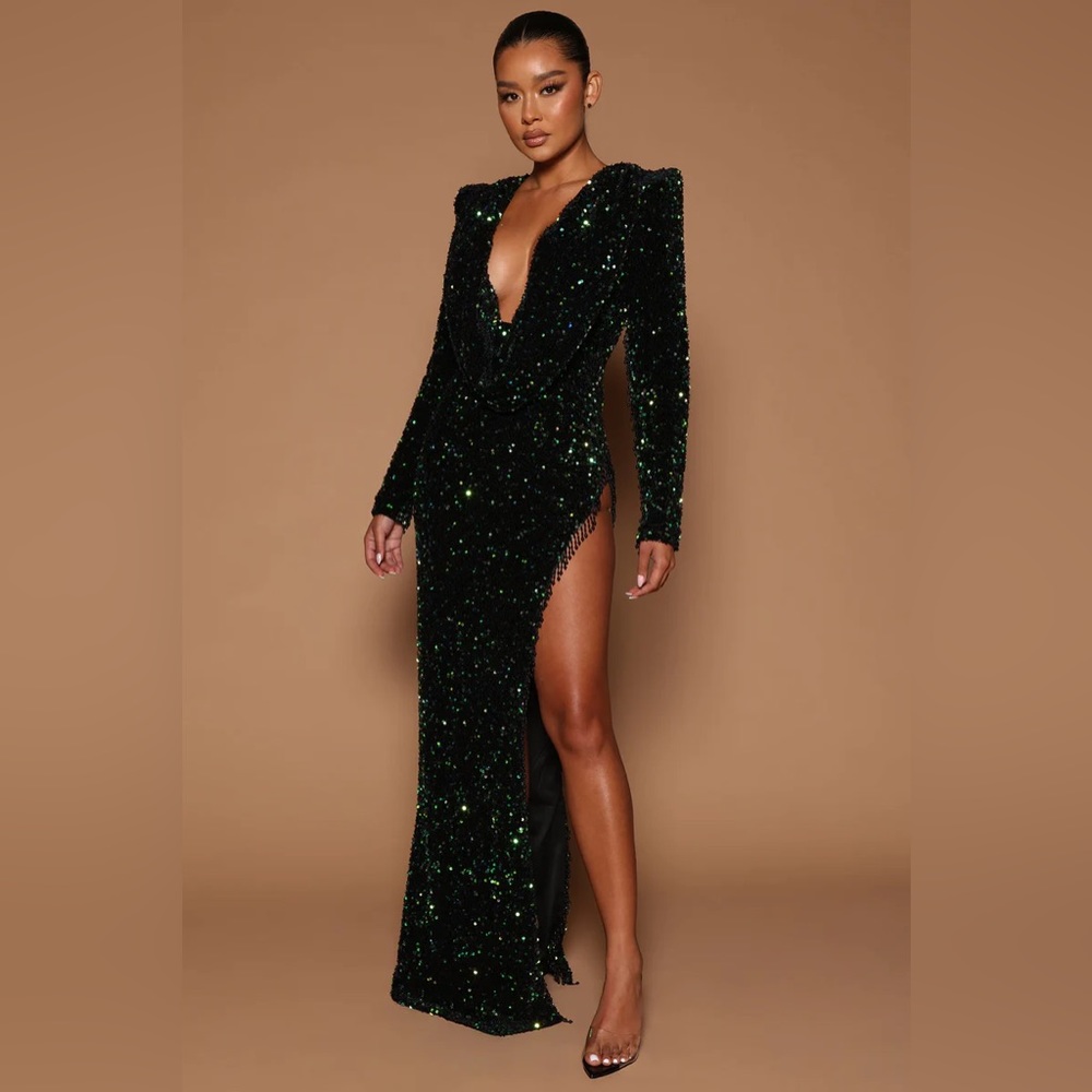 Fashion Nova Luxe Green Sequin High Slit Dress/Gown